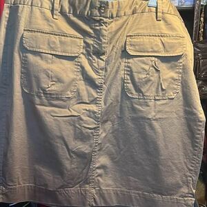 Old Navy khaki cargo skirt size 16 stretch